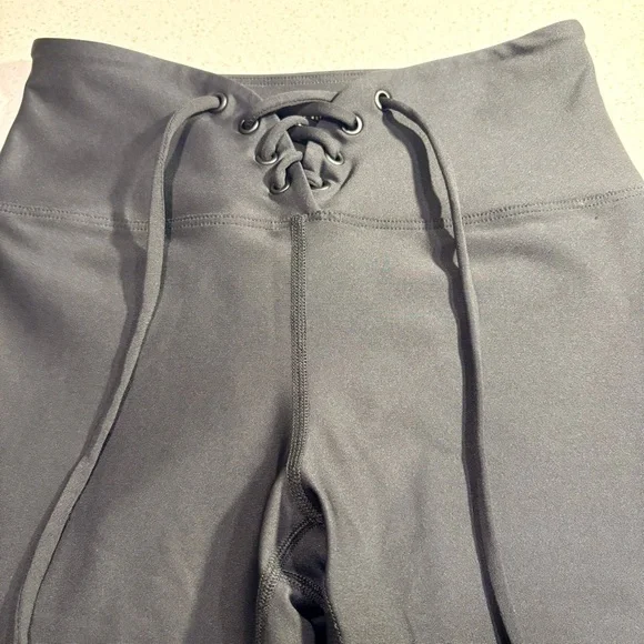 Year of Ours Black Football Legging Size Small - Picture 4 of 6